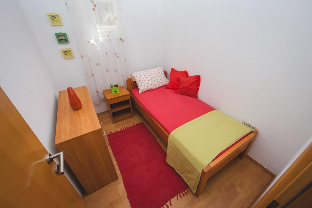 Apartment Karla&Nella Stobreč Екстериор снимка